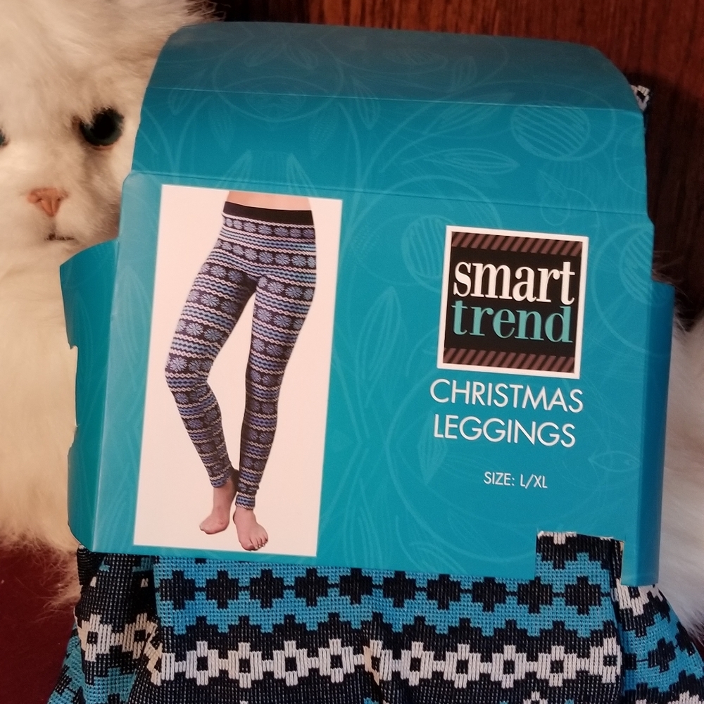 NWT Smart Trend Christmas Leggings